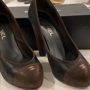 Chanel pumps